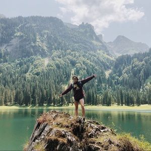 Meet your Posher, Carmen